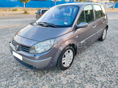 RENAULT Scénic LUXE PRIVILEGE 2.0 16V 5p.