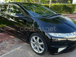 HONDA Civic 1.8 iVTEC Sport 5p.