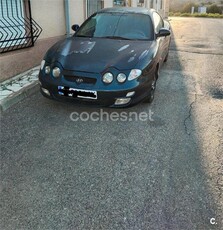 HYUNDAI Coupe