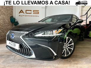 LEXUS ES 2.5 300h Executive 4p.