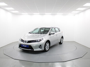 TOYOTA Auris 90D Active 5p.