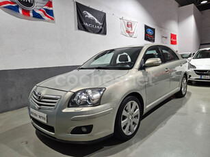 TOYOTA Avensis 2.0 D4D Sol 5p.