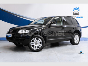 VOLKSWAGEN Touareg 3.2 V6 Tiptronic 5p.