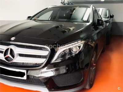 MERCEDES-BENZ Clase GLA GLA 220 d 4MATIC AMG Line 5p.