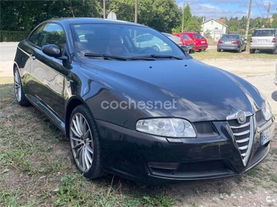 ALFA ROMEO GT 3.2 V6 Distinctive 3p.