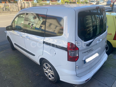 FORD Tourneo Courier 1.5 TDCi 70kW 95CV Ambiente 5p.