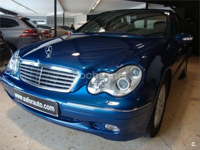 MERCEDES-BENZ Clase C C 220 CDI ELEGANCE 4p.