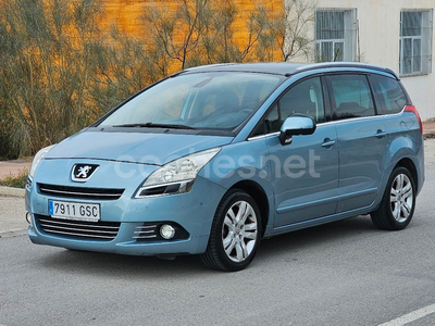 PEUGEOT 5008 Sport Pack 1.6 HDI 110 FAP 5p.