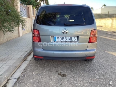 VOLKSWAGEN Touran 2.0 TDI 170 DSG Highline 5p.