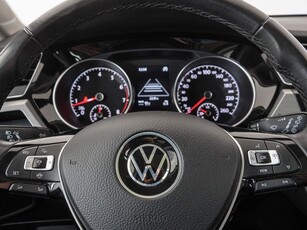 Volkswagen Touran Advance 1.5 TSI 110 kW (150 CV)