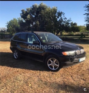 BMW X5 4.4i 5p.