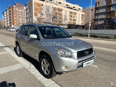 TOYOTA Rav4 2.2 D4D 136cv Luna 5p.