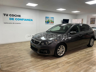 PEUGEOT 308 5p Style 1.2 PureTech 96KW 130CV EAT8 5p.