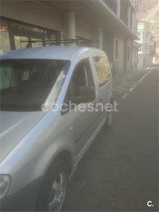 VOLKSWAGEN Caddy 1.6 Kombi Life 7pl 5p.