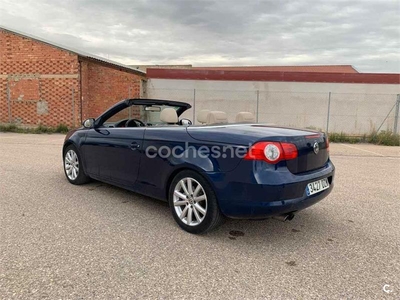 VOLKSWAGEN Eos