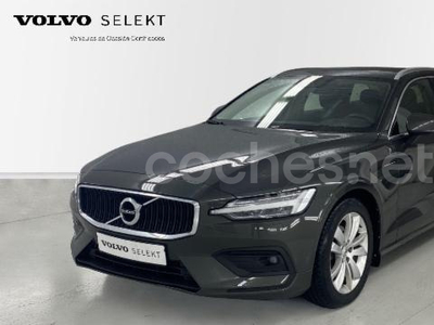 VOLVO V60 2.0 B4 D Momentum Pro Auto 5p.