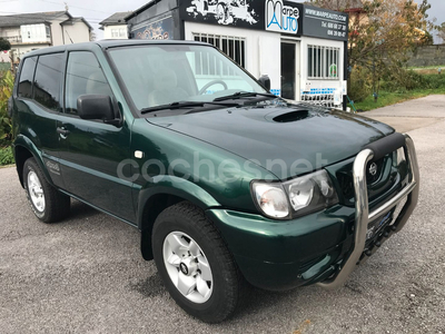 NISSAN Terrano II 2.7 TDi Sport 3p 3p.