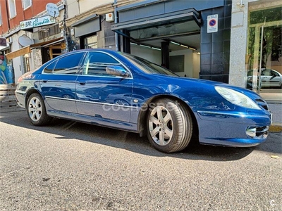 PEUGEOT 607