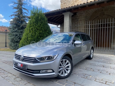 VOLKSWAGEN Passat Advance 2.0 TDI 110kW150CV DSG Variant 5p.