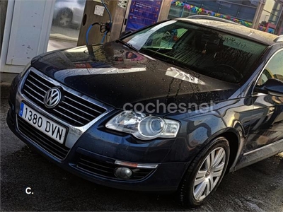 VOLKSWAGEN Passat Variant 2.0 TDI Advance 5p.