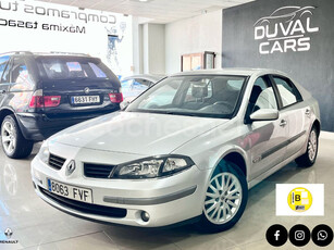 RENAULT Laguna Authentique 1.9dCi 110CV E4 5p.