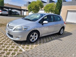 TOYOTA Auris 1.4 D4D DPF Active 5p.