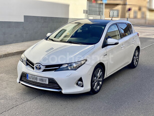 TOYOTA Auris Hybrid Advance 5p.