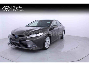 TOYOTA Camry 2.5 220H Luxury 4p.