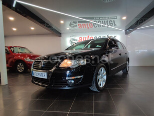 VOLKSWAGEN Passat Variant 2.0 TDI 140cv Advance DSG 5p.