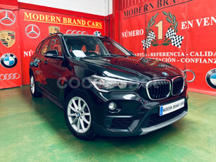 BMW X1 sDrive18d Business 5p.