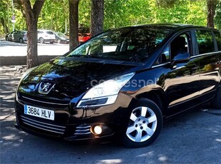 PEUGEOT 5008 Family 1.6 HDI 110 FAP 5p.