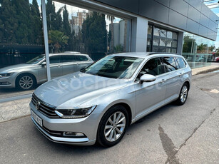 VOLKSWAGEN Passat Variant Executive 2.0 TDI 110kW DSG 5p.