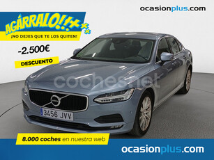 VOLVO S90 2.0 D5 AWD Momentum Auto 4p.