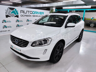 VOLVO XC60 2.4 D5 AWD Summum Auto 5p.