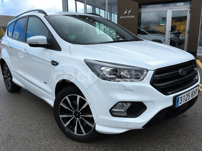 FORD Kuga 1.5 EcoBoost 132kW 4x4 ASS STLine Auto 5p.