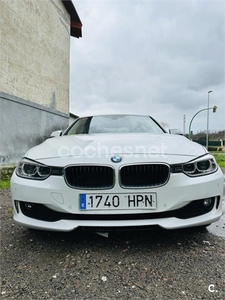 BMW Serie 3 318d Essential Edition 4p.