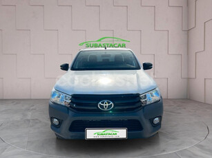 TOYOTA Hilux 2.4 D4D Cabina Doble GX 4p.