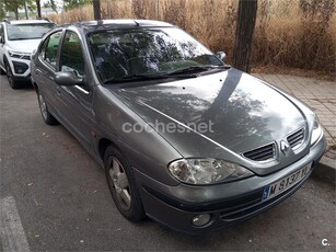 RENAULT Megane CLASSIC ALIZE 1.6E 4p.