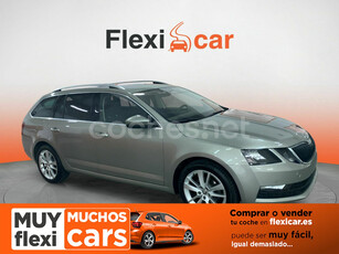 SKODA Octavia Combi 1.6 TDI DSG 85KW 115CV Ambition 5p.