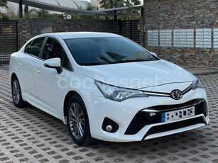 TOYOTA Avensis 2.0 150D ADVANCE