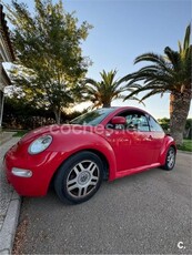 VOLKSWAGEN New Beetle