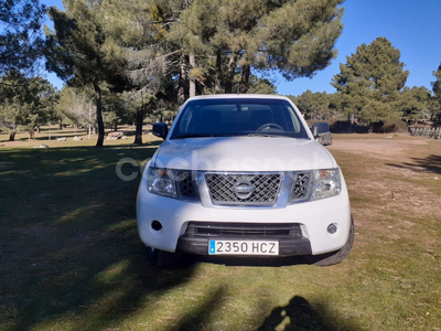 NISSAN Navara 2.5 dCi LE Dob Cab Pack Tecnologico 4X4 4p.