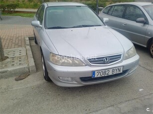 HONDA Accord 1.8 i LS Vtec 4p.