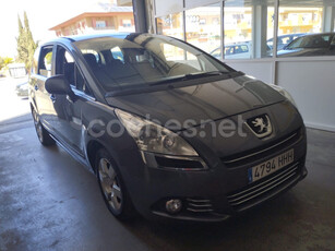 PEUGEOT 5008 Business Line 1.6 HDI 112 FAP 5p.