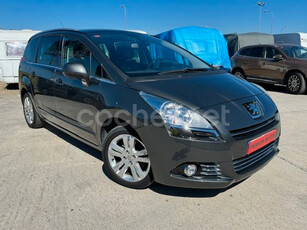 PEUGEOT 5008 Premium 2.0 HDI 150 FAP 5p.