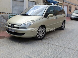 PEUGEOT 807 ST 2.2 HDI 5p.