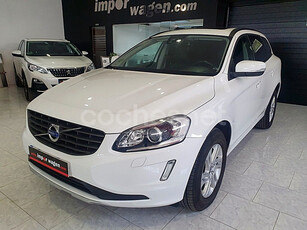 VOLVO XC60 2.0 D4 Kinetic Auto 5p.