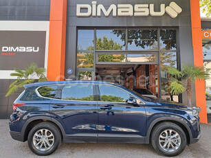 HYUNDAI Santa Fe 2.0 CRDi Essence 4x2 7S 5p.