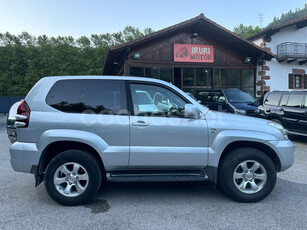 NISSAN Terrano 2.7 TDi Sport 3p 3p.