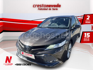 TOYOTA Camry 2.5 220H Luxury 4p.